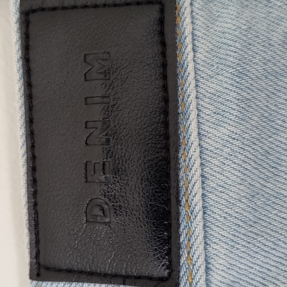 Glassons, blue denim high waist jean shorts, size 10 - Picture 5 of 7